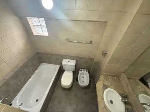 Departamento 3 ambientes con 2 baños