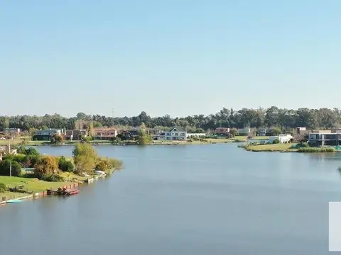 Terreno en Venta de 661,0 m2