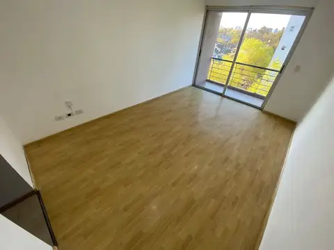DEPARTAMENTO MONOAMBIENTE EN VENTA EN  BANFIELD