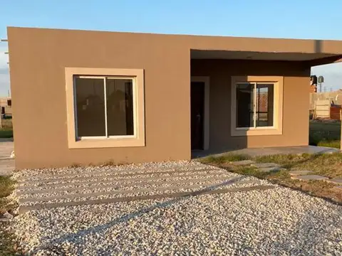 VENTA CASA QUINTA EN BARRIO LOS TILOS - DOMSELAAR