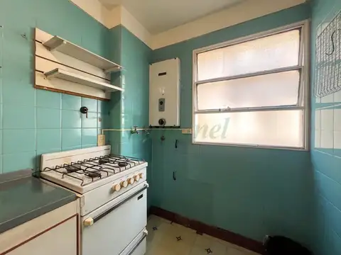 Mahatma Gandhi 651 , Piso 1