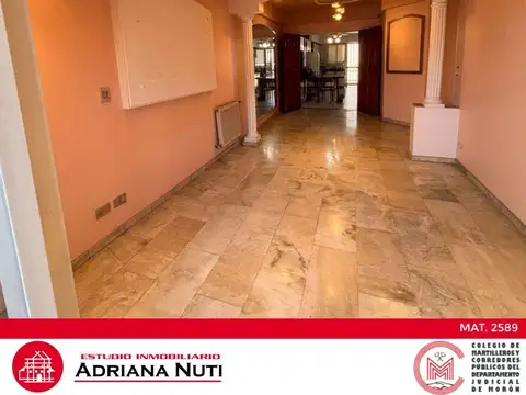 Departamento 4 ambientes con 2 baños