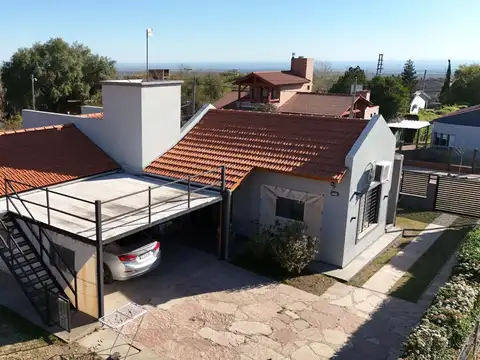 Casa 3 ambientes con 2 baños
