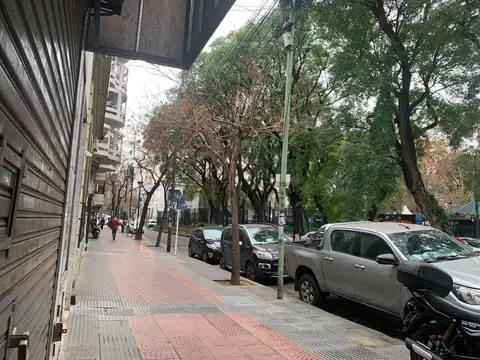 VENTA: Oficina / Local / Depósito. 380 m².