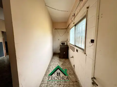 Casa - Terreno - Centro - Belen de Escobar - Sarmiento al 500