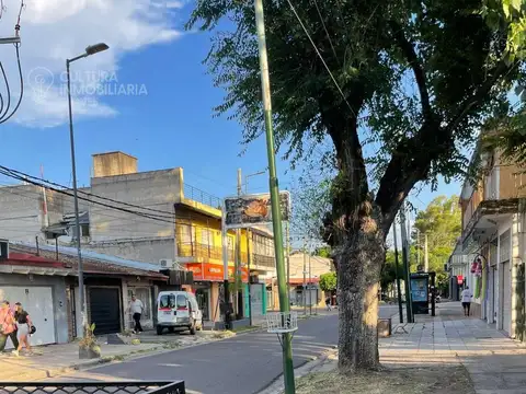 Local en Venta 30 años