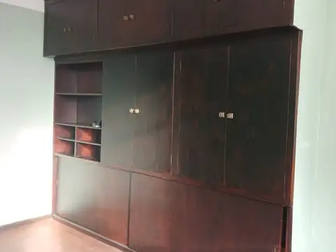 VENTA OFICINA EN MICROCENTRO EXCELENTE LUMINOSIDAD