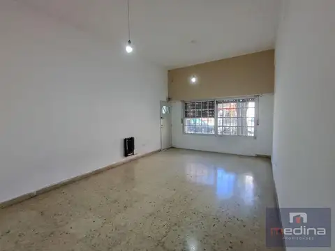 Casa en Alquiler en Don Torcuato, $ 1.150.000
