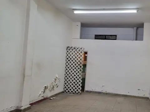 Local en Alquiler en Villa Ortuzar, $ 500.000