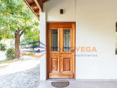 Casa 4 ambientes con 3 baños