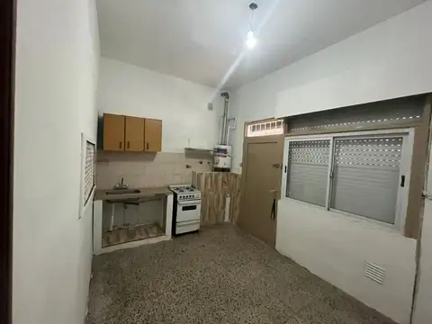 Local en Alquiler en Villa Bonich, $ 450.000
