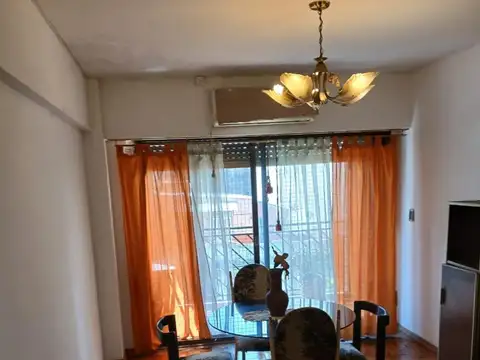 Departamento en Venta en Flores, USD 135.000