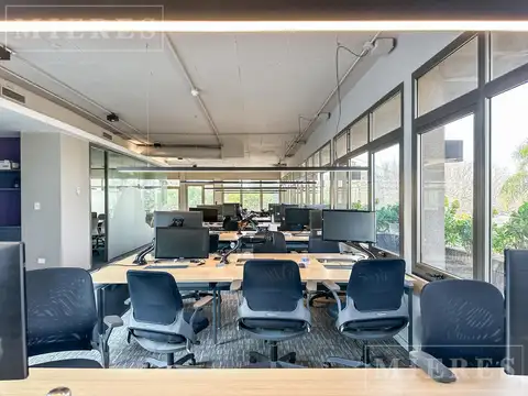 Oficina en Alquiler en Lomas de San Isidro, USD 8.200
