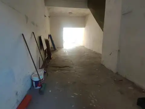 Local en Venta en Parque Casado, USD 120.000