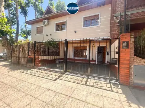 ALQUILER DE CASA DE 4 AMB OLIVOS