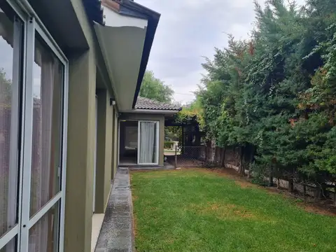 Casa en Alquiler de 3 dormitorios