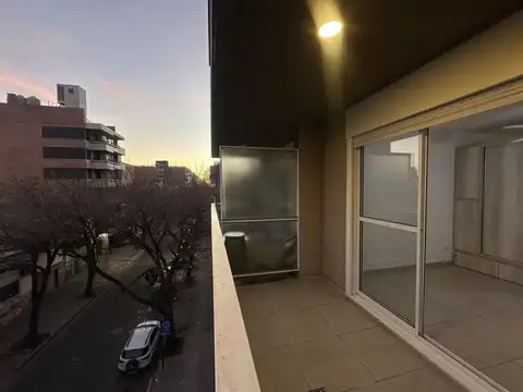 Departamento en Alquiler en Republica De La Sexta, $ 390.000