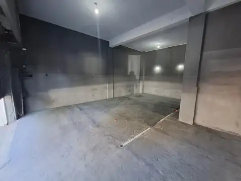Local en Alquiler en Florida, $ 500.000