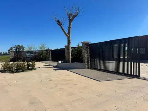 Terreno en Venta en Plomer, USD 12.000