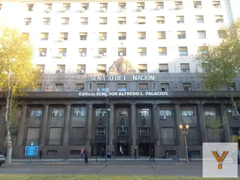 Cochera en venta - 13mts2 - Congreso