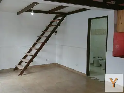 Casa 2 ambientes con 1 baño