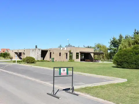 Terreno en Venta 20  mts Frente