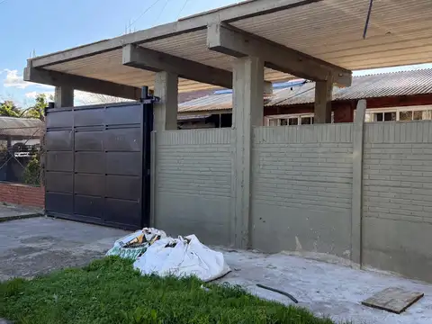 Casa amplia ideal 2 familias