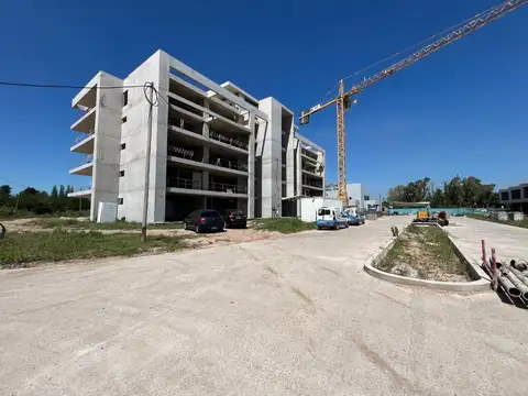 Departamento en Venta con 2 cocheras