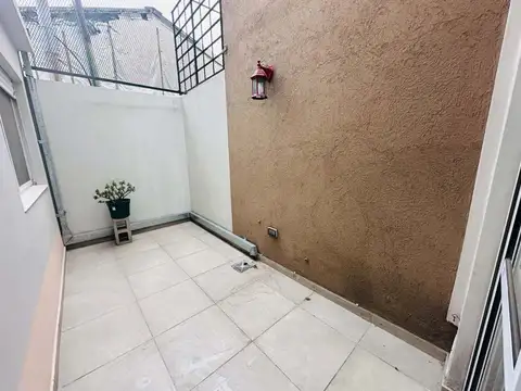 Depto Tipo Casa en Alquiler en Villa Dominico, $ 500.000