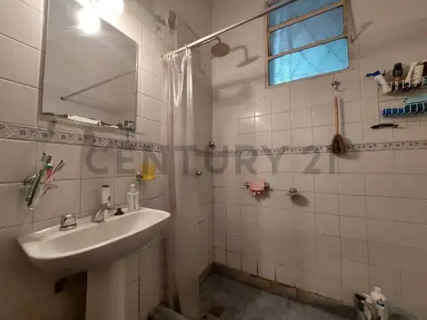 Venta de Casa 5 AMBIENTES en Jose Marmol, Almirante Brown.