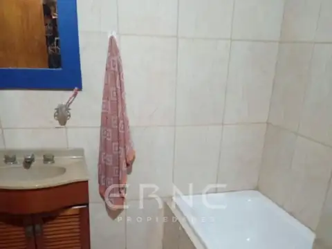 CASA QUINTA 5 AMBIENTES CON PILETA