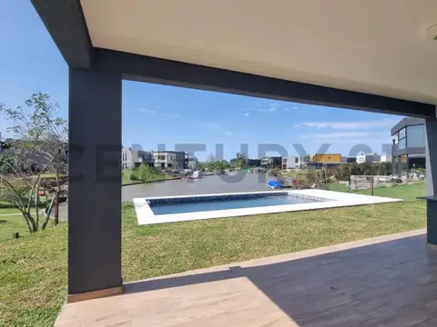 Casa a ESTRENAR en Barrio Náutico Canal