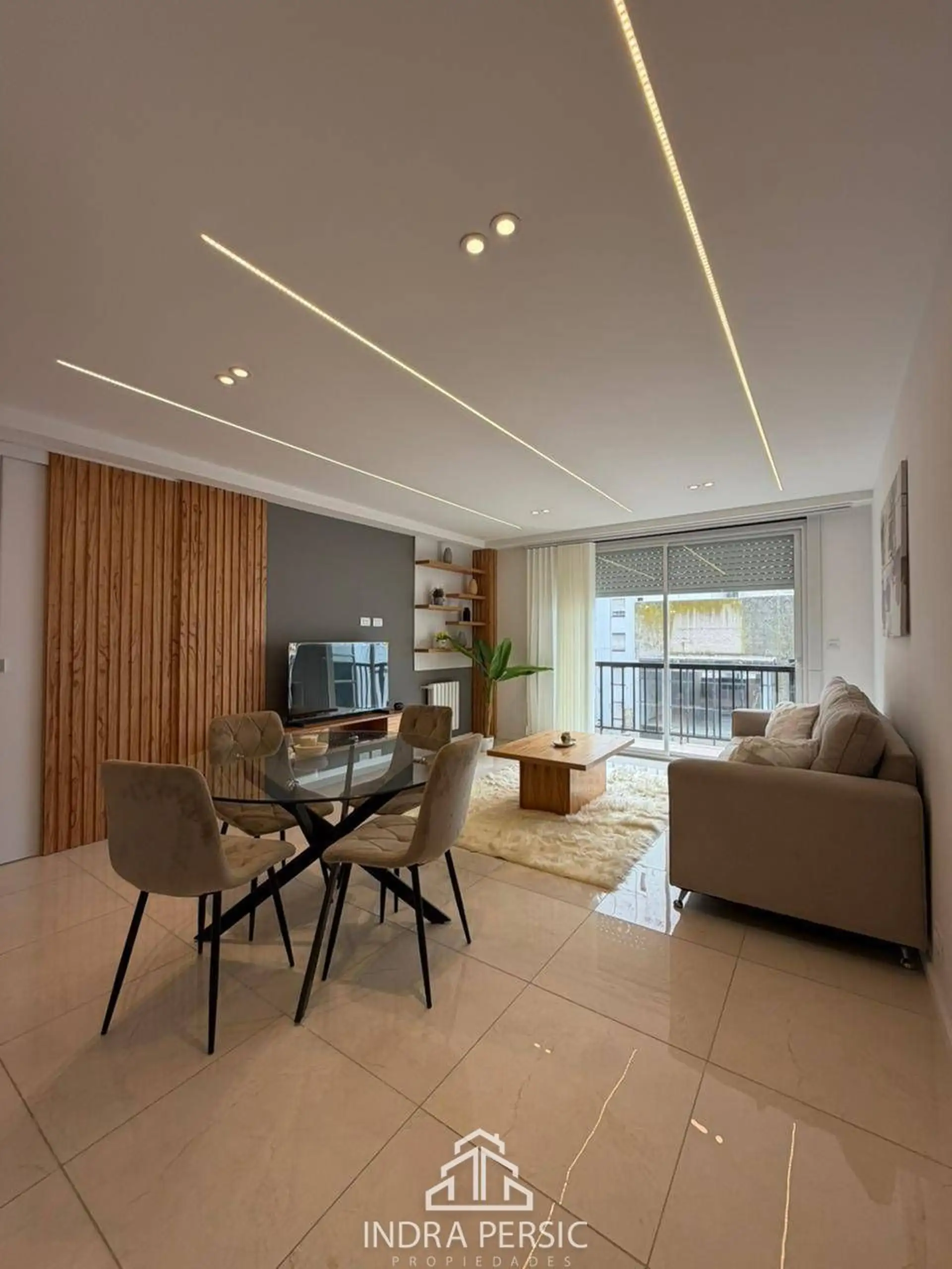 Venta departamento 3 ambientes 72m² con balcón — Centro