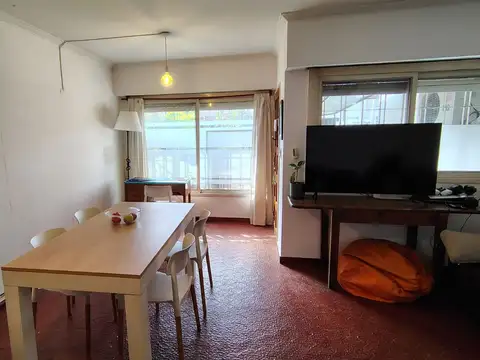 Depto Tipo Casa en Venta 56 años