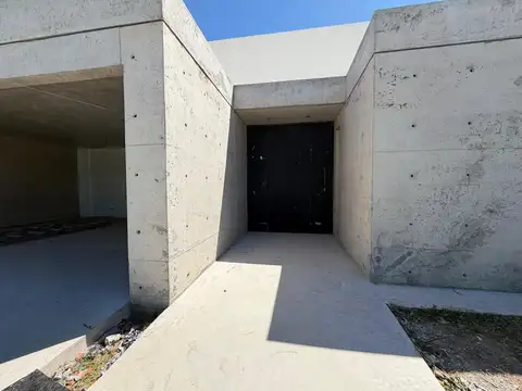 Casa en Venta en Lagos de San Elíseo, USD 345.000