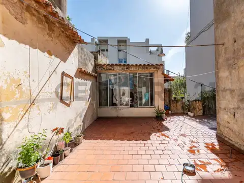 VENTA casa 11 amb/lote con local - Caballito