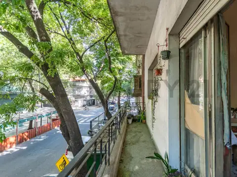 Casa 10 ambientes con 3 baños