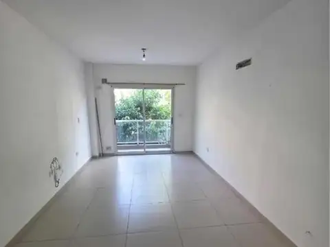 Departamento en Alquiler en Lomas De Zamora, $ 400.000