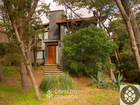 Kenezak - Casa a 50m del mar, 3 dorm, 2 en suite – Mar de las Pampas