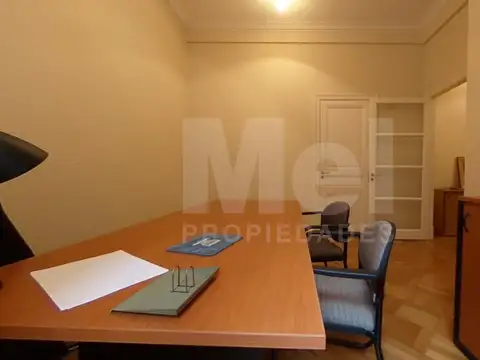 Oficina en Alquiler en Retiro, $ 600.000
