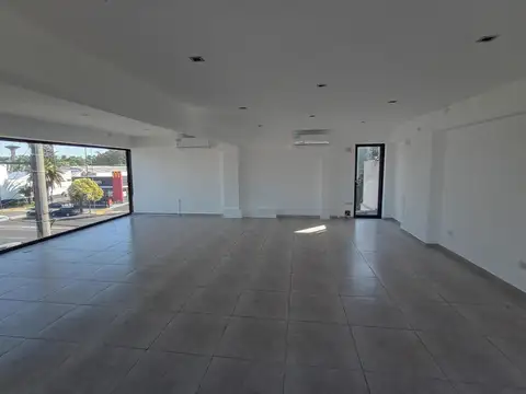 Cno. Centenario esquina 504