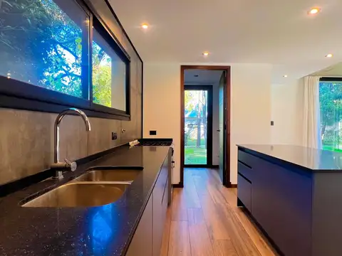 Casa en Venta en Arenas del Sur, USD 285.000