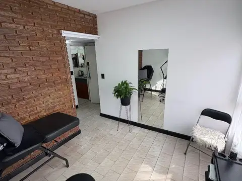 Oficina 2 ambientes con 1 baño