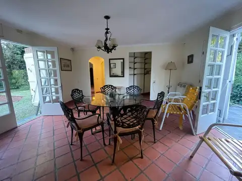 VENTA CASA 3AMB c/GRAN PARQUE A 2 CUADRAS DEL MAR