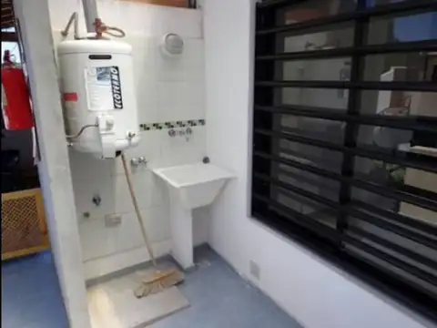 Depto Tipo Casa en Venta de 2 ambientes