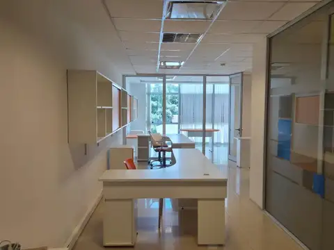 CON MUEBLES Oficina Amaneceres Office