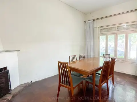 Casa 6 ambientes con 1 baño