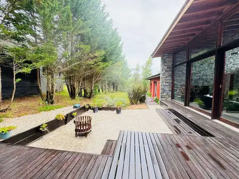  Casa en Alquiler Costa Esmeralda , Residencial I