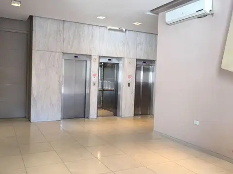 Oficina en Venta 15 años