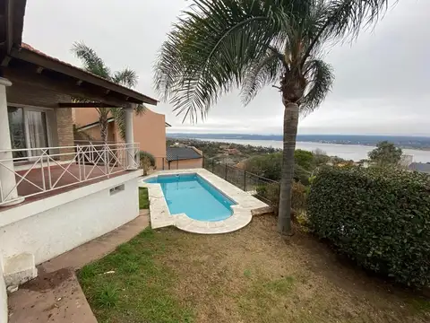 VENTA CASA 2 DORM VILLA DEL LAGO CARLOS PAZ PILETA